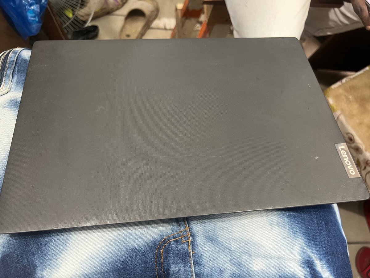 Pc le novo 256gb propre