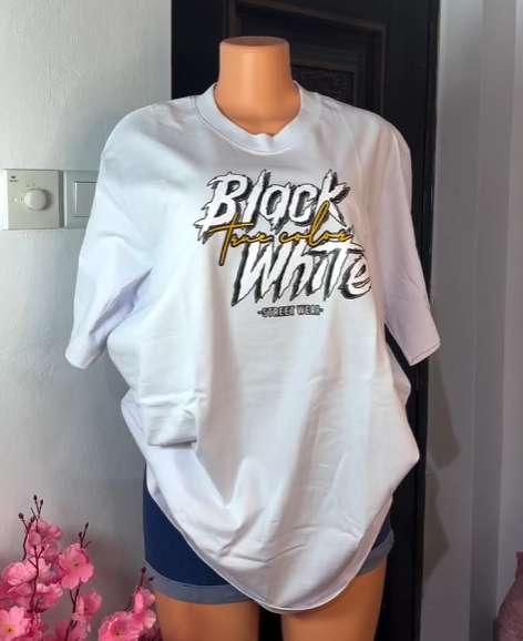 T-shirt white
