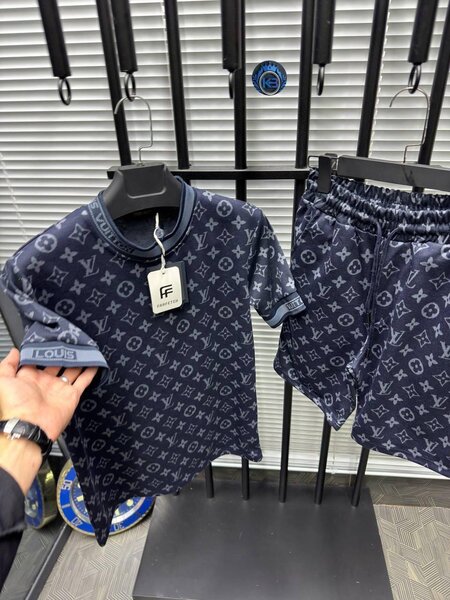 Ensemble t-shirt et short homme