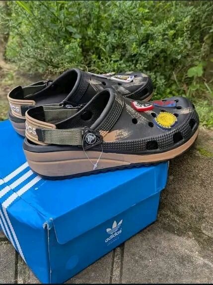 Sabots Crocs confort stylé