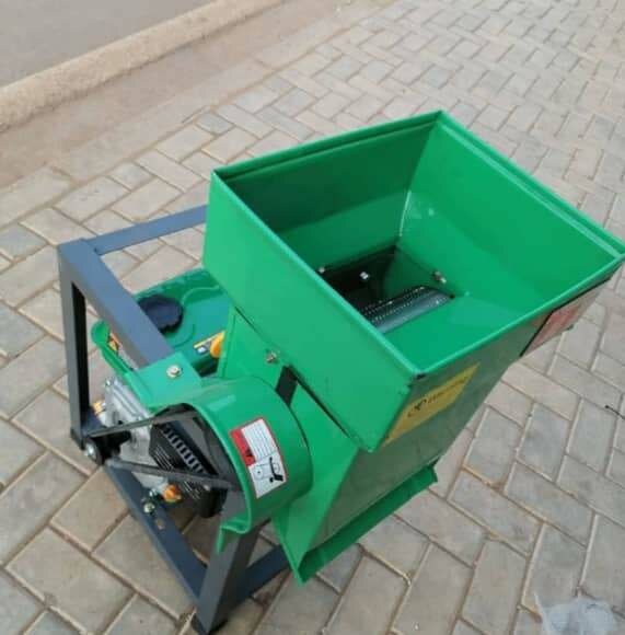 Broyeur de céréales électrique