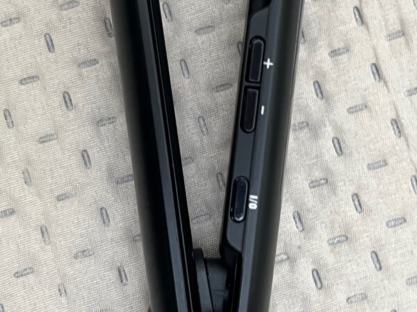 Утюжок выпрямитель для волос