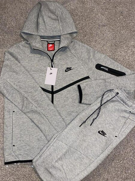 Ensemble de survêtement Nike