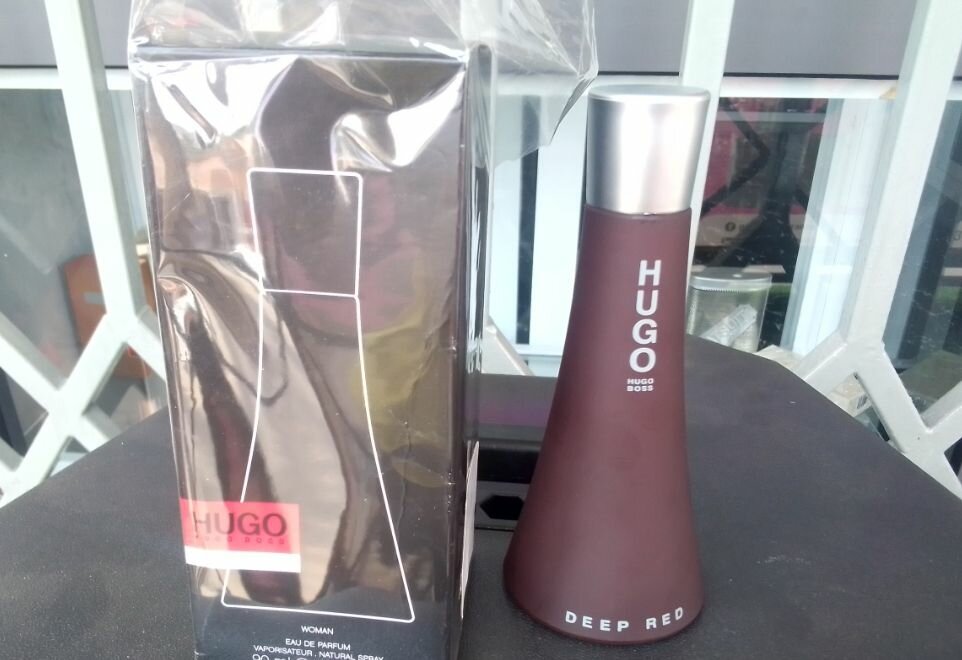 HUGO HUGO BOSS DEEP RED perfume