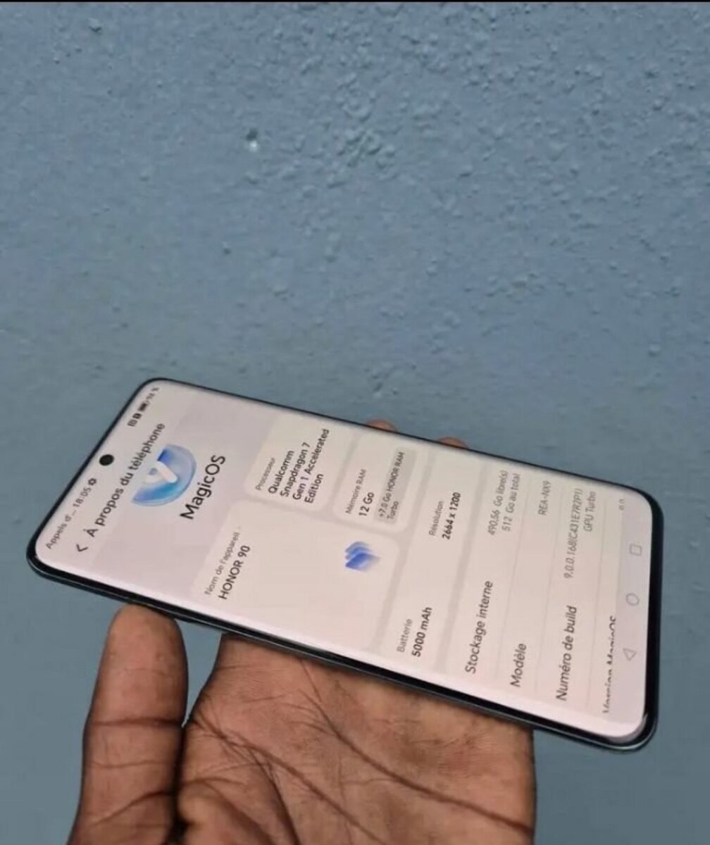 Smartphone Honor 5G moderne