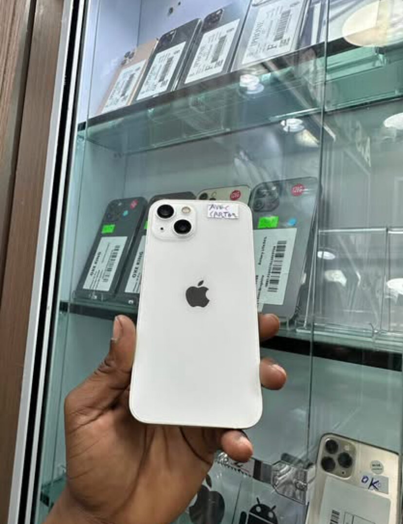 Smartphone Apple A14 blanc