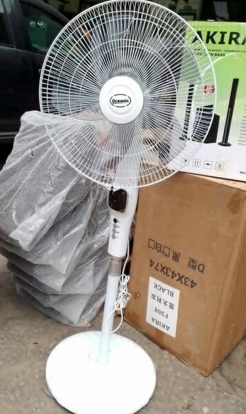 Ventilateur sur pied oscillant