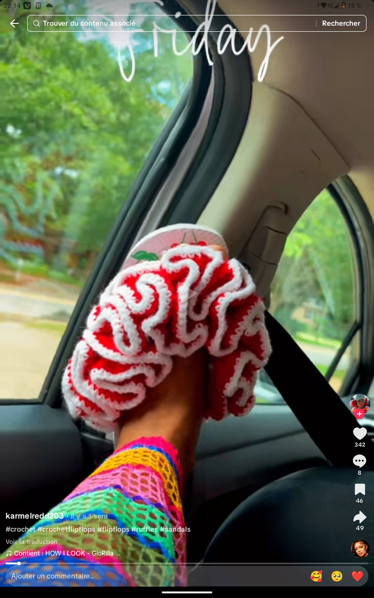 Sandales tricotées colorées