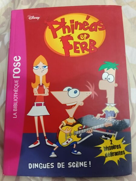 Livre "Phinéas et Ferb"