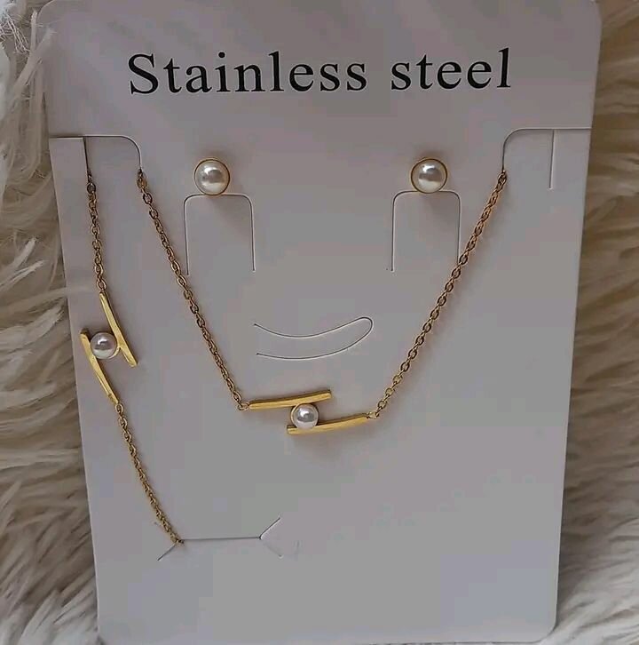 Élégant set bijoux papillon acier