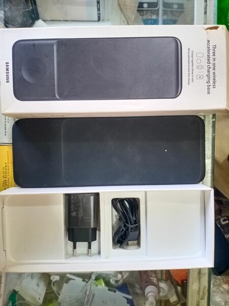 Samsung 3in1 wireless charger