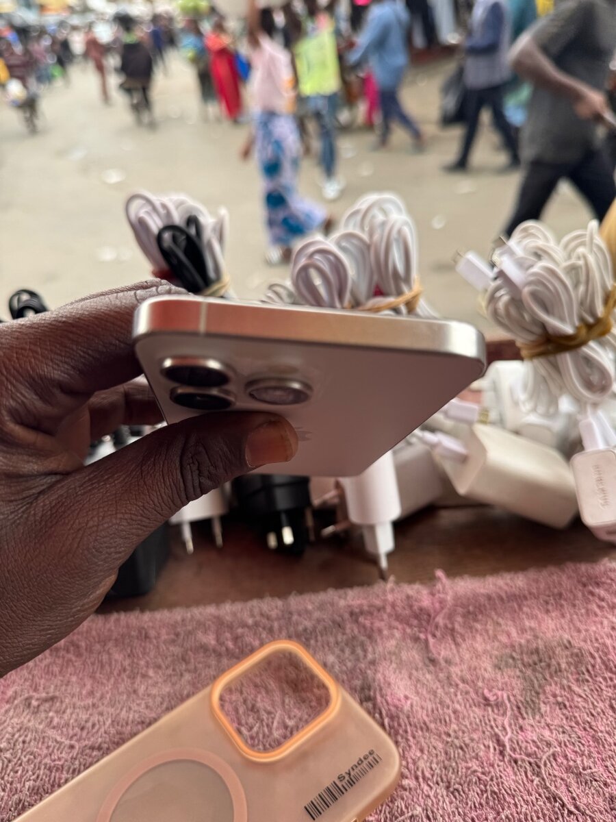 iPhone 15Pro Max 256 Go Blanc