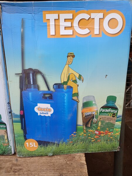 Tecto knapsack sprayer 15L
