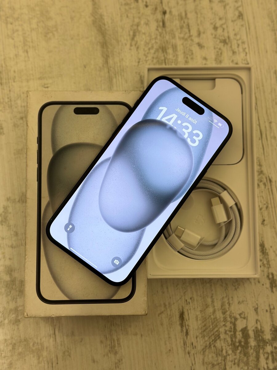 Iphone 15 plus juste descellé