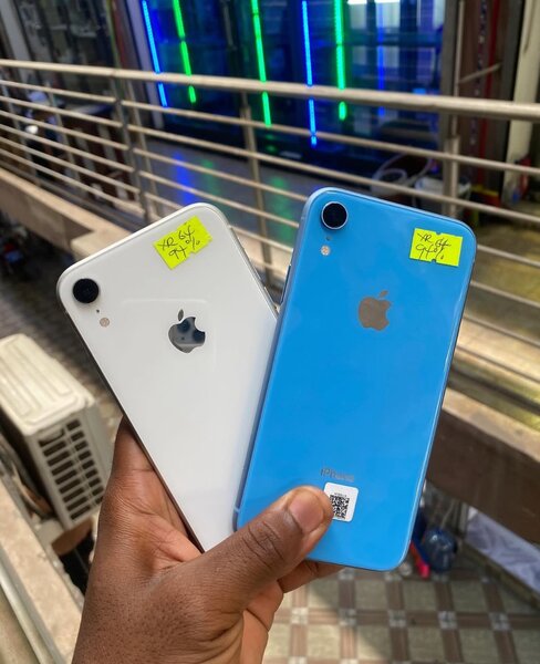 iPhone XR