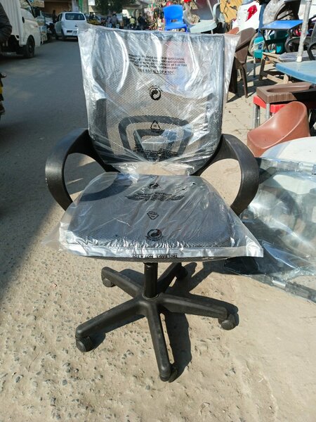 Revolving Chairs Office Chairs Staff Chairs