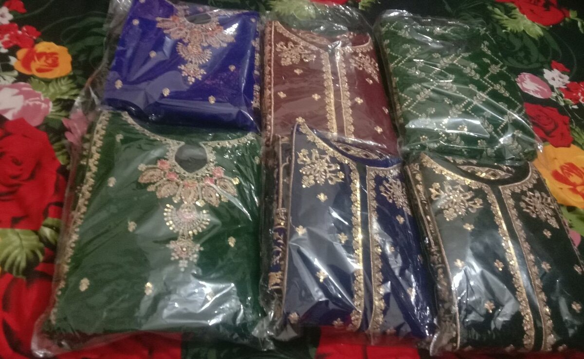 Velvet Stitch ladies 2 piece