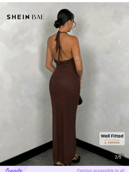 Robe Longue Évasée Dos Nu