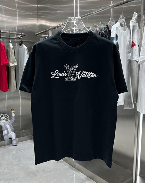 T-shirt noir Louis Vuitton