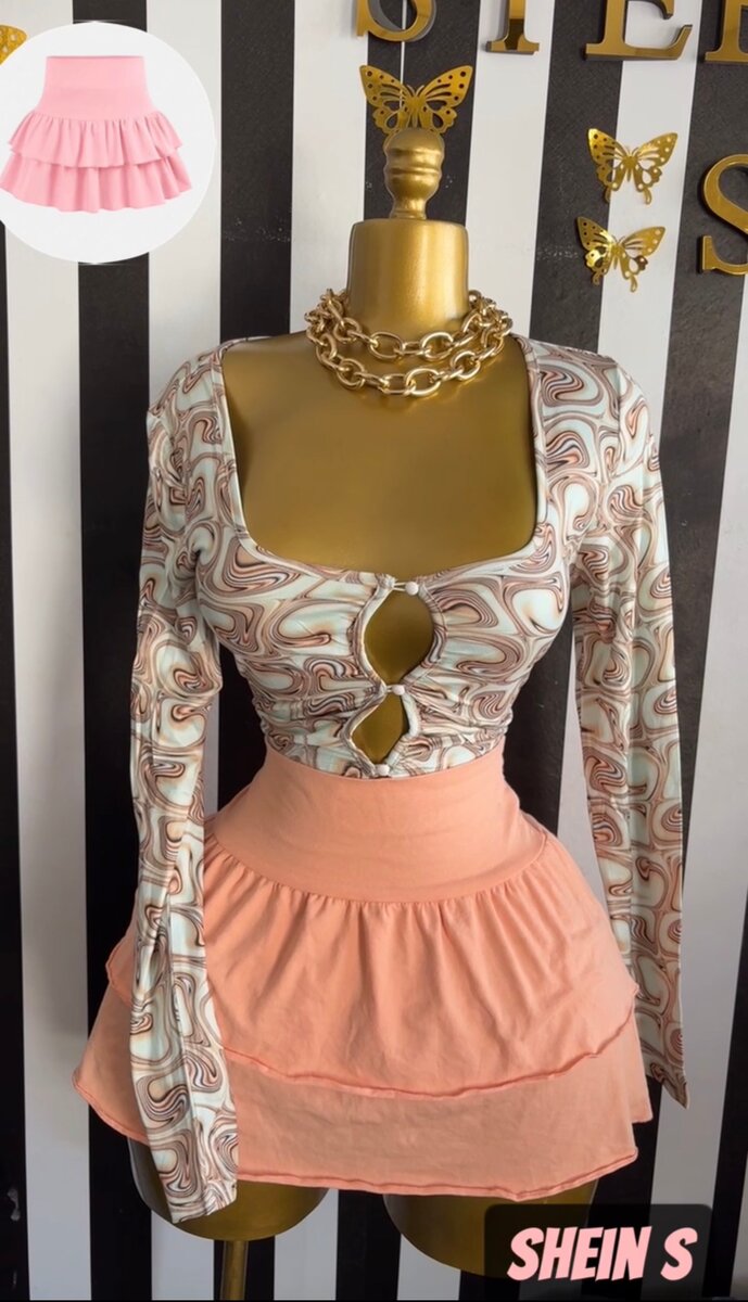 Jupe courte à volants