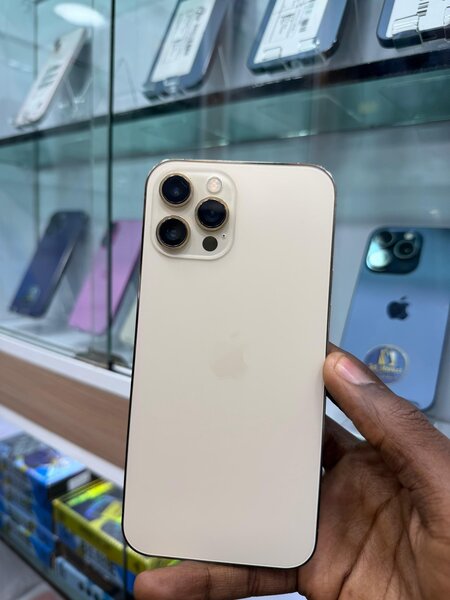 12 pro max 128Go sans ID