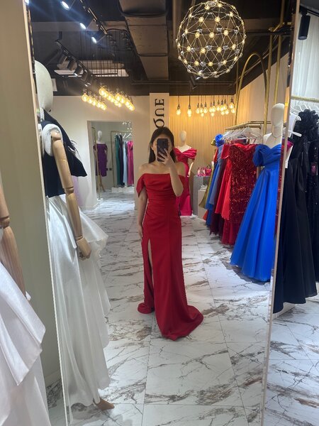 Вечернее платье