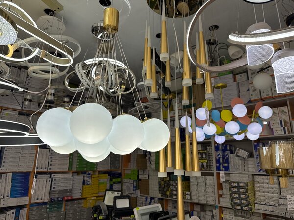 Люстра шарики