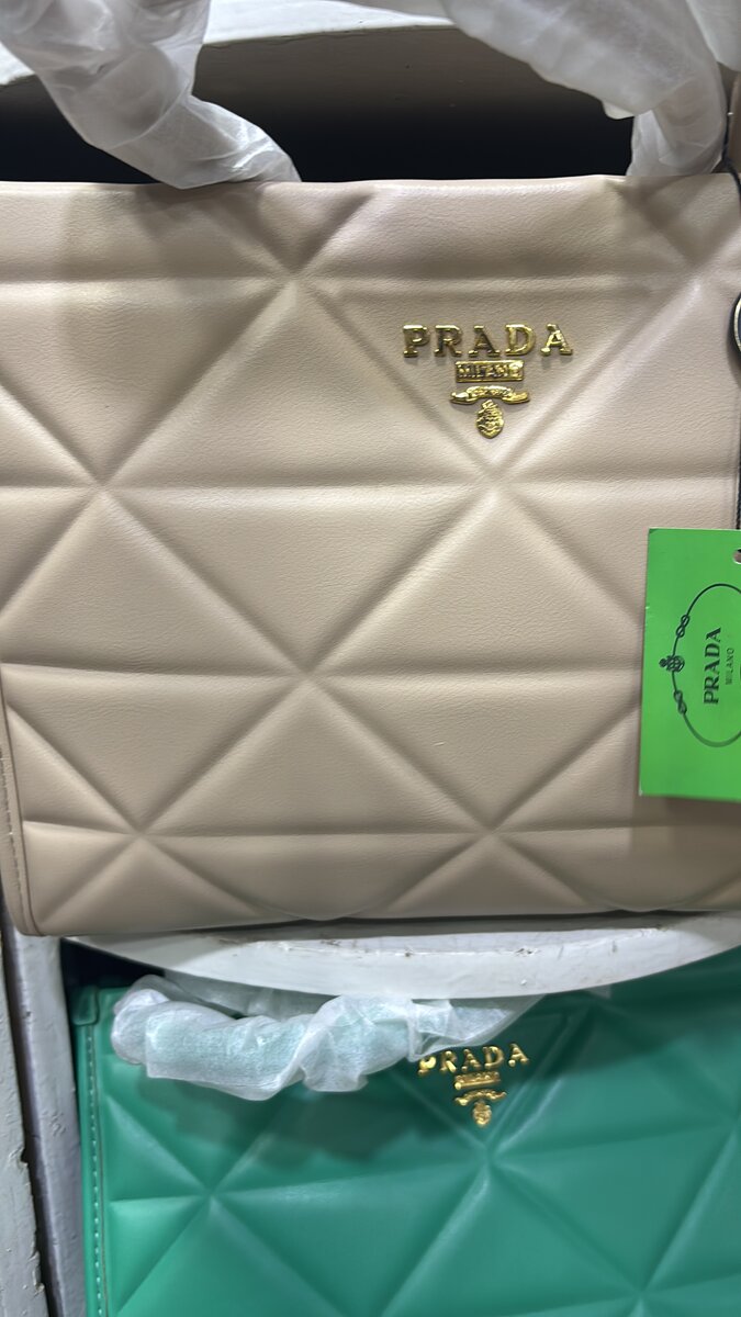Sac à main élégant Prada