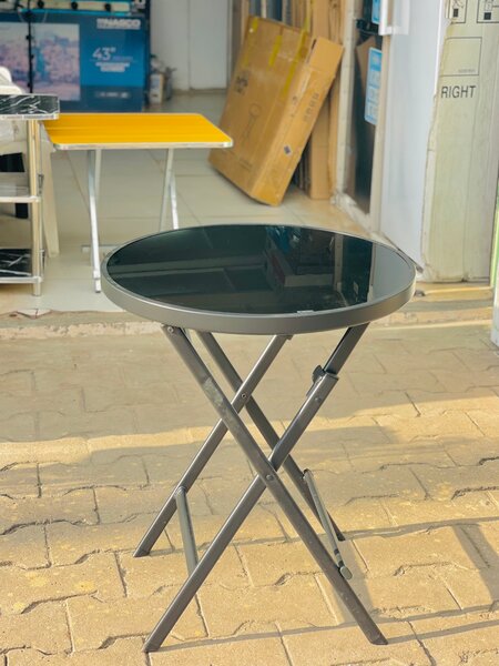 Table pliante ronde moderne