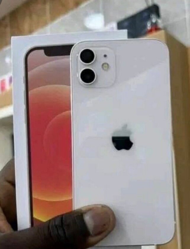 iPhone 12 Blanc 64 Go