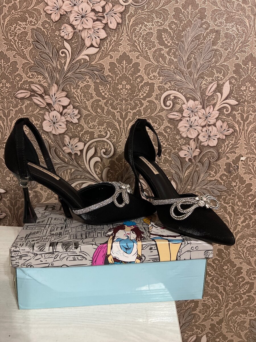 туфли на каблуках