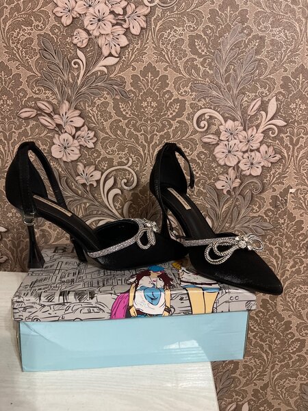 туфли на каблуках