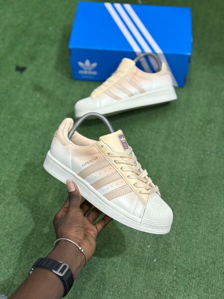 Adidas superstar