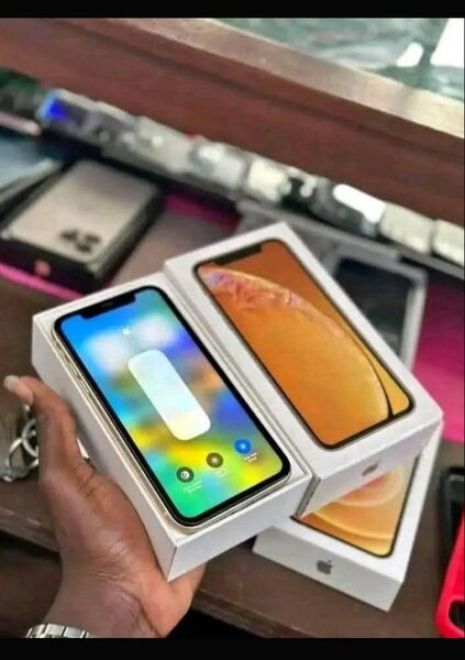 Smartphone performant en jaune