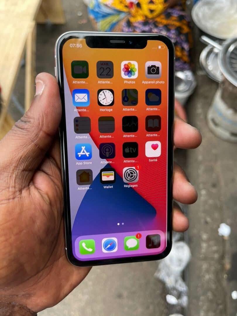 iPhone X 64GB