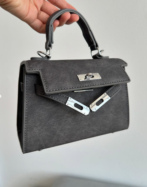 Маленькие сумочки под джинсу 💙