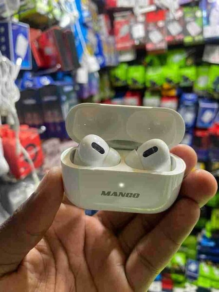 Mango earpods