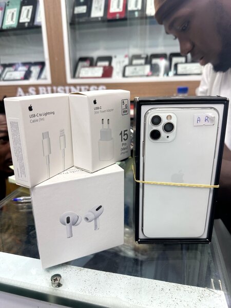 11 pro max 64gb une semaine