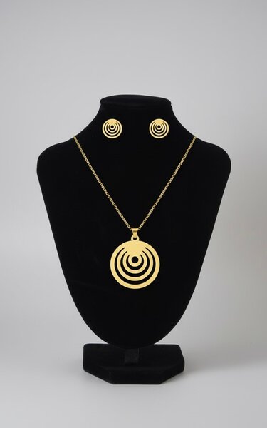 Parure Collier et Boucles d'Oreilles Dorées