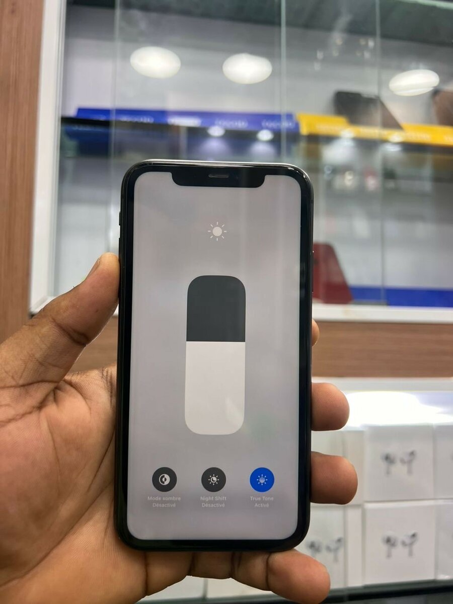 iPhone 11 simple
