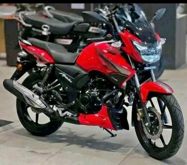 Moto de sport rouge élégante