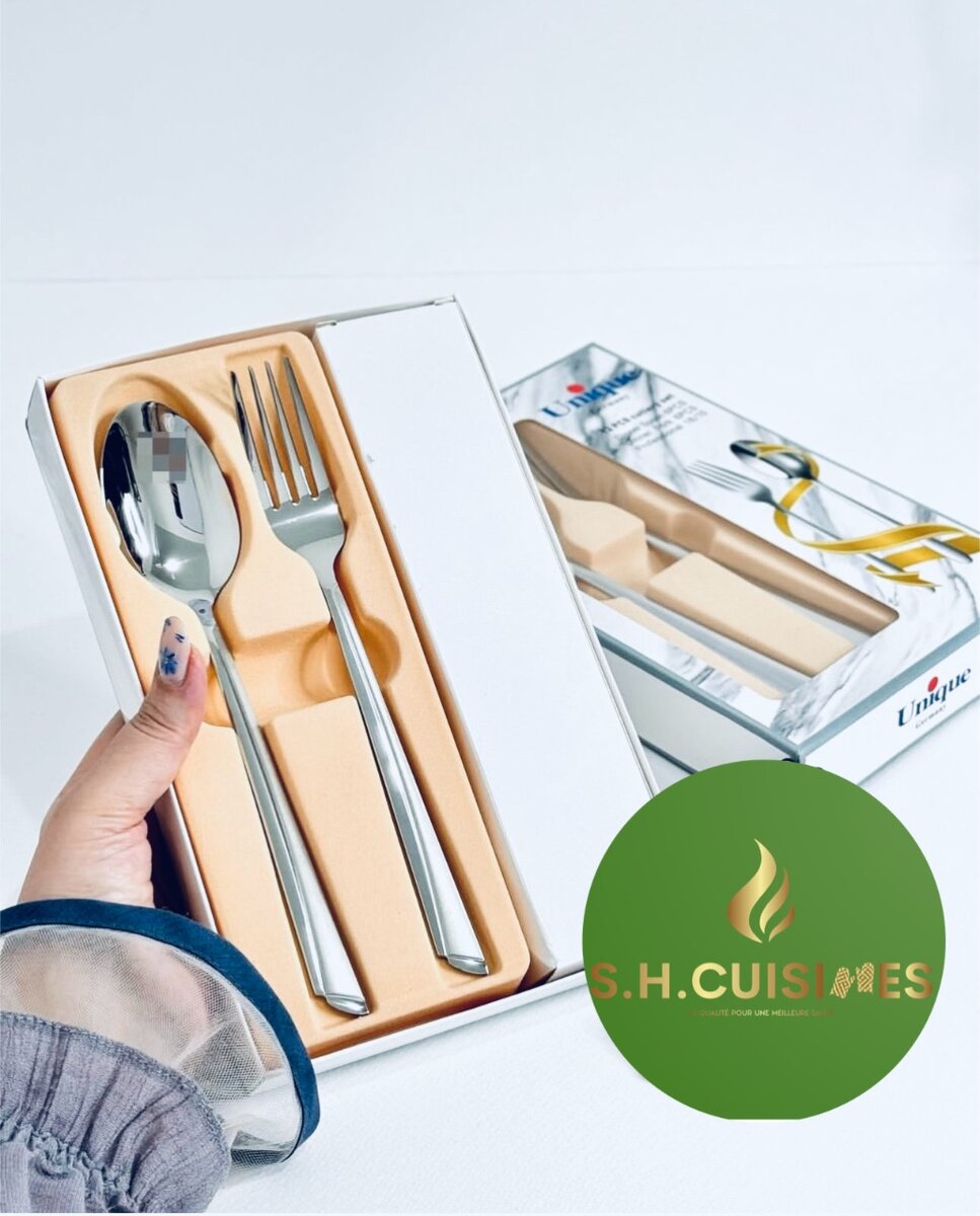 Ensemble de Couverts en Acier