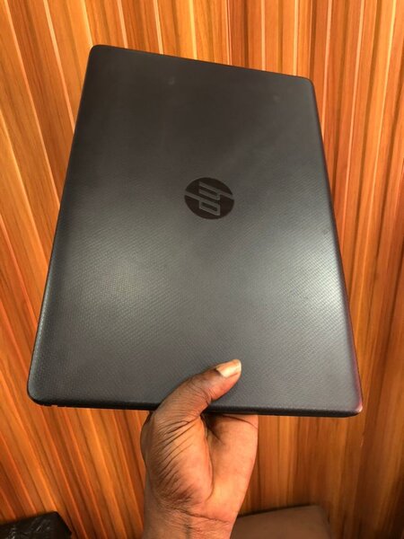 Ordinateur portable compact