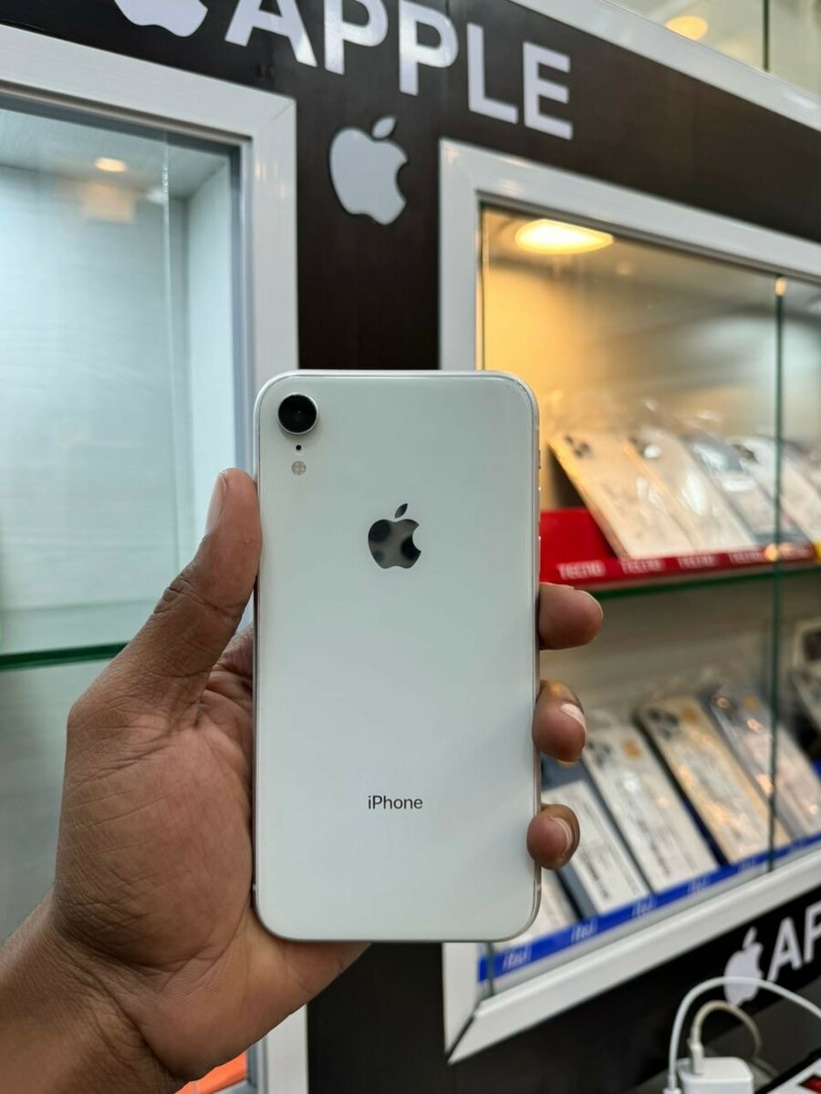 iPhone XR