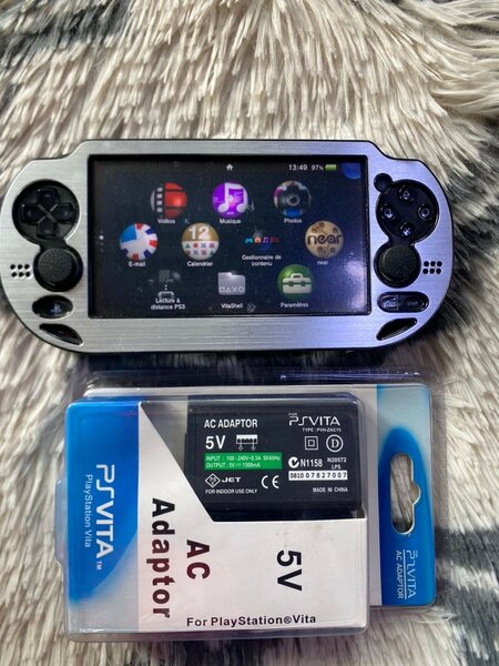 Console Portable PS Vita 5V
