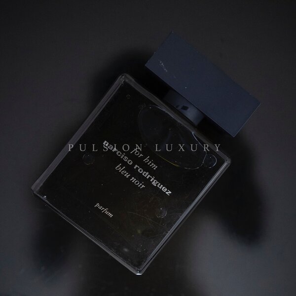 Parfum masculin Bleu Noir