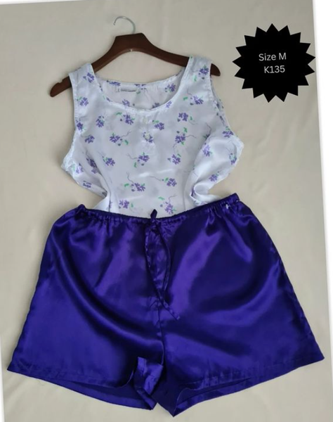 T-shirt and shorts blue