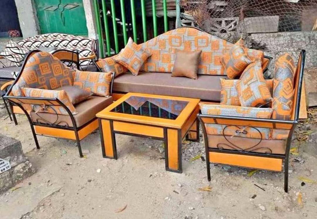 Salon de jardin moderne et confortable