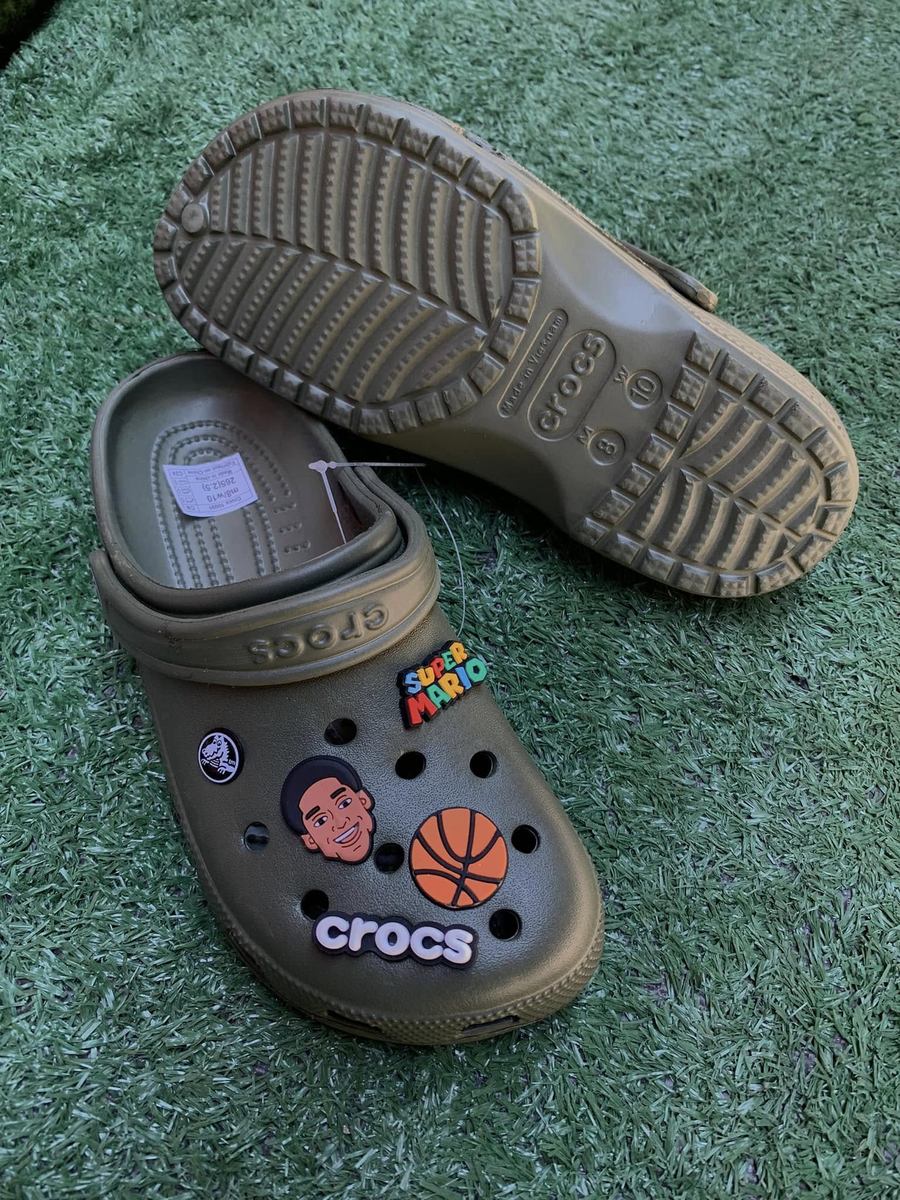 CLASSIC CROCS