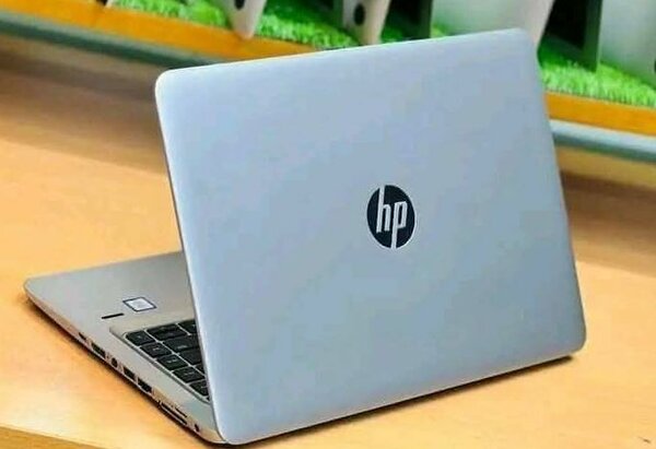 HP Laptop Fiable et Performant